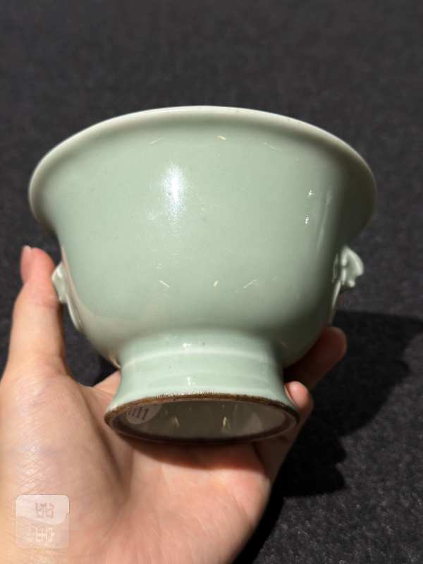 清乾隆 粉青釉铺首衔环耳杯 - 图4